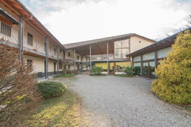 Albergo Giardino Sannazzaro de' Burgondi Экстерьер фото