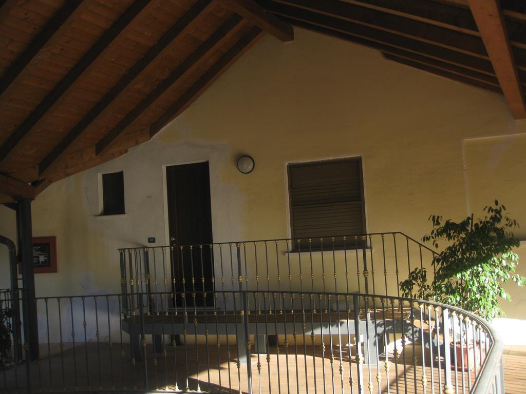 Albergo Giardino Sannazzaro de' Burgondi Экстерьер фото