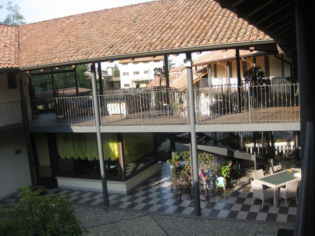 Albergo Giardino Sannazzaro de' Burgondi Экстерьер фото